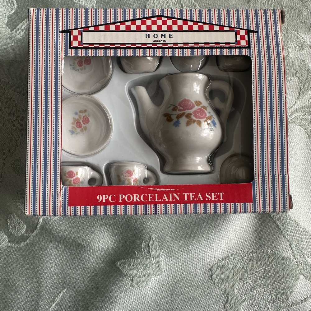 9 Piece Mini Porcelain Tea Set